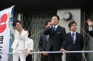 京都駅前で蓮舫参議院議員と街宣